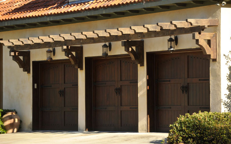 carriage garage doors